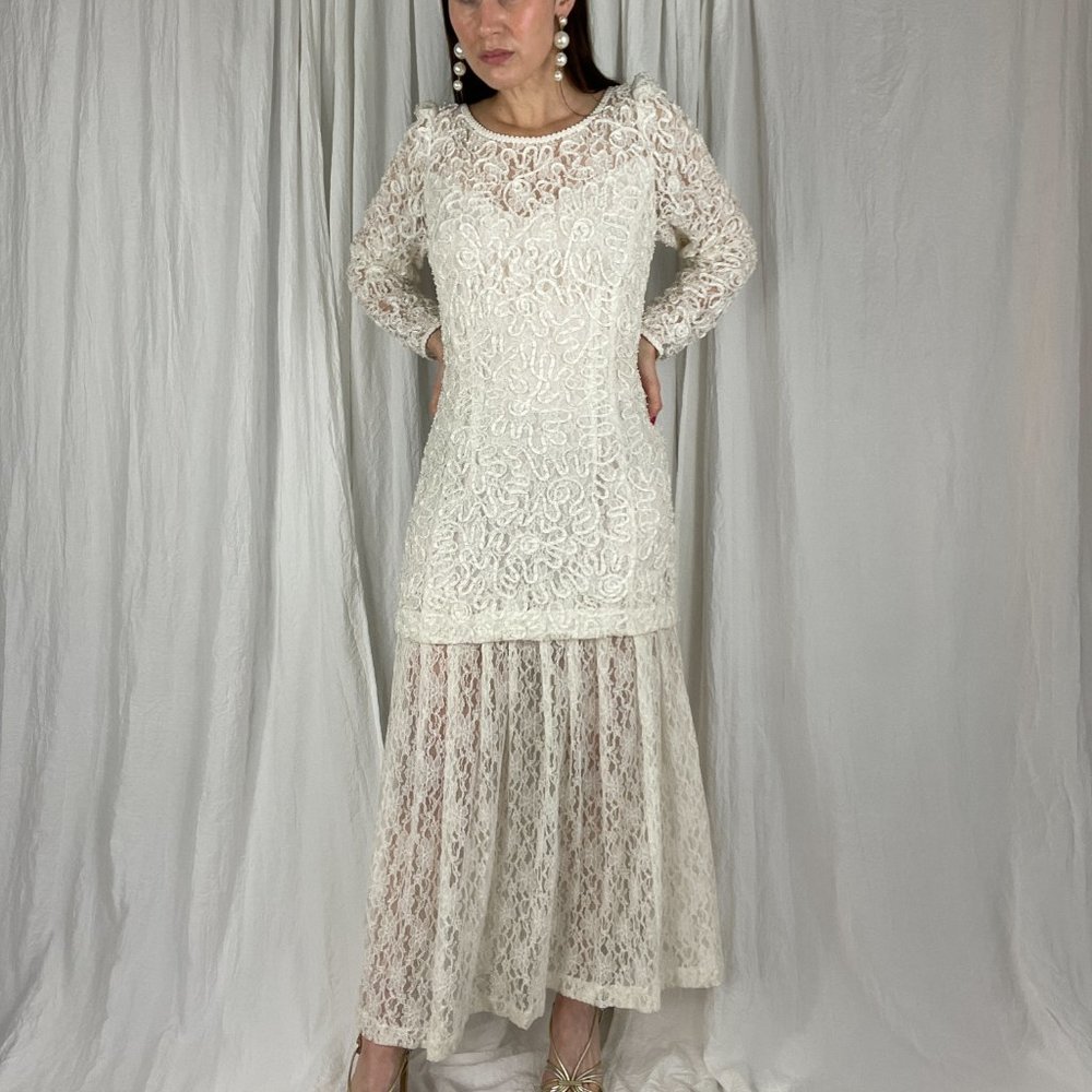 Vintage 90’s White Lace and Pearl Long Sleeve Dress